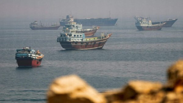 InShot 20260922 164051353 Iran Offers to Reopen Strait of Hormuz Within Seven Days if US Eases Military Pressure Iran has said it is prepared to reopen the strategically important Strait of Hormuz within seven days if the United States reduces military pressure and lifts its blockade on Iranian ports, according to a senior Iranian official who spoke to Reuters on Tuesday. 